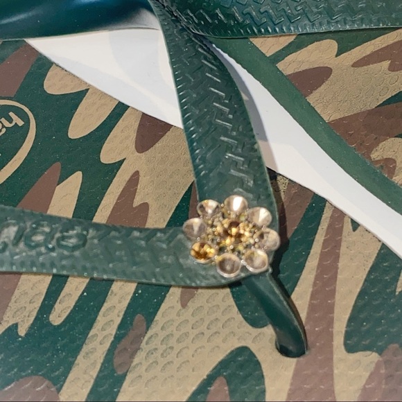 Havaiana’s Green Camo Flip Flops Crystal Adorned EUR 37/8 US 4/5 Pool beach - Picture 2 of 9